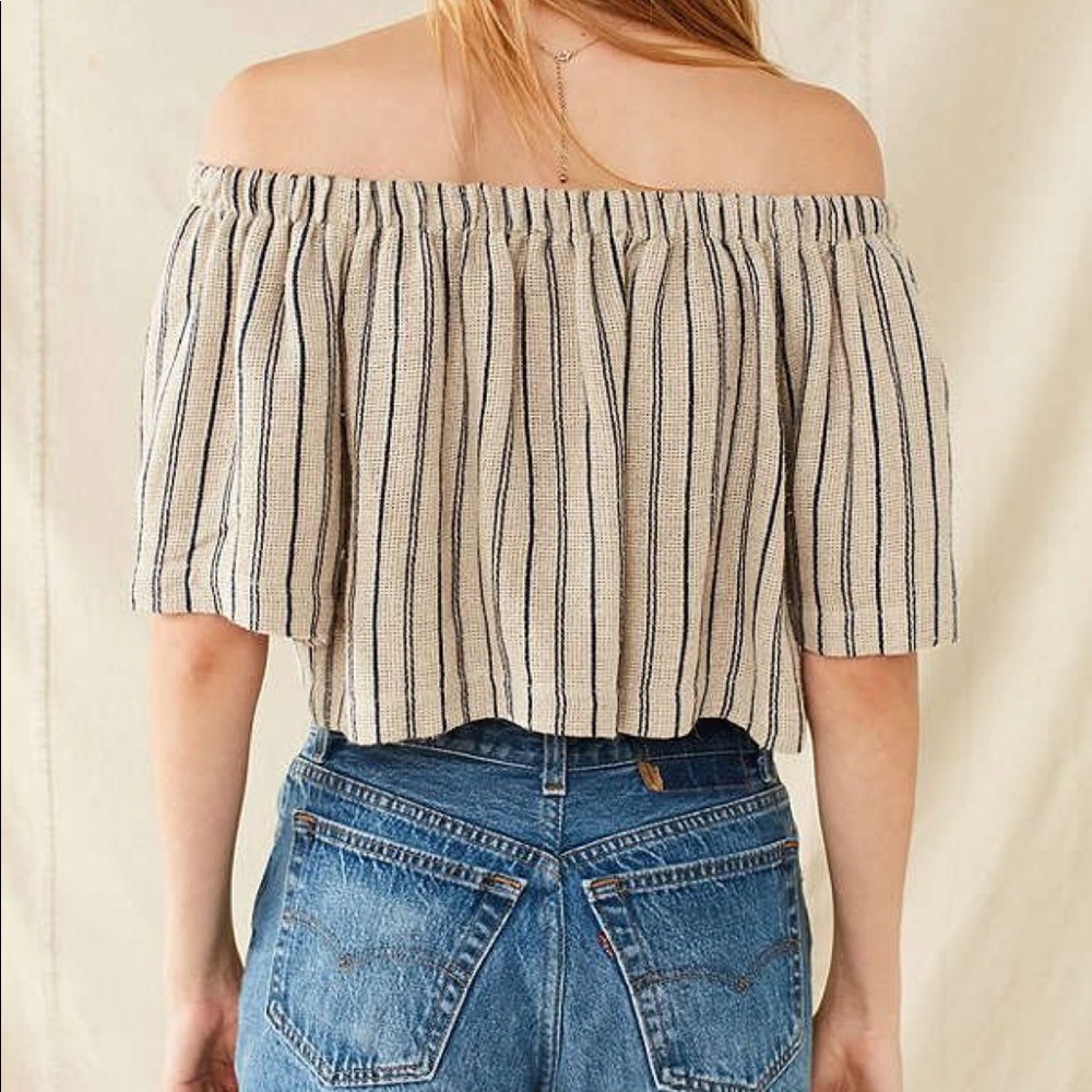 Urban Renewal off the shoulders Stripe Top